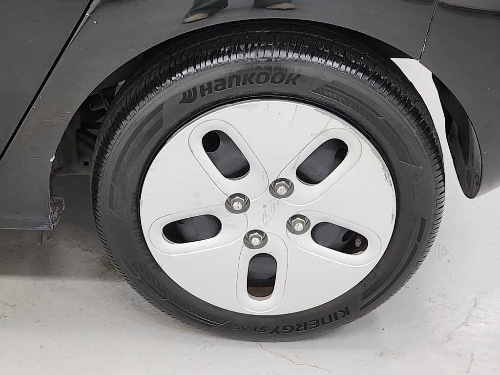 KIA Ray 2023 Negro - Importación desde Corea - HF Imports Iquique - Foto 18