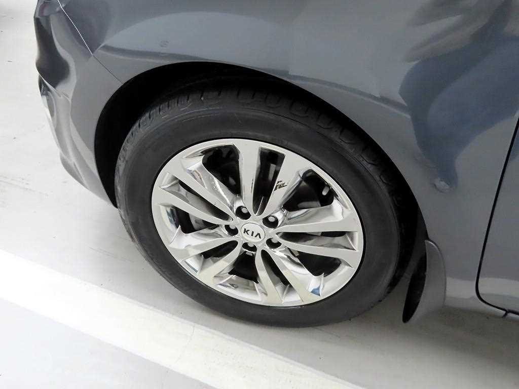 KIA Carnival 2016 Gris - Importación desde Corea - HF Imports Iquique - Foto 19