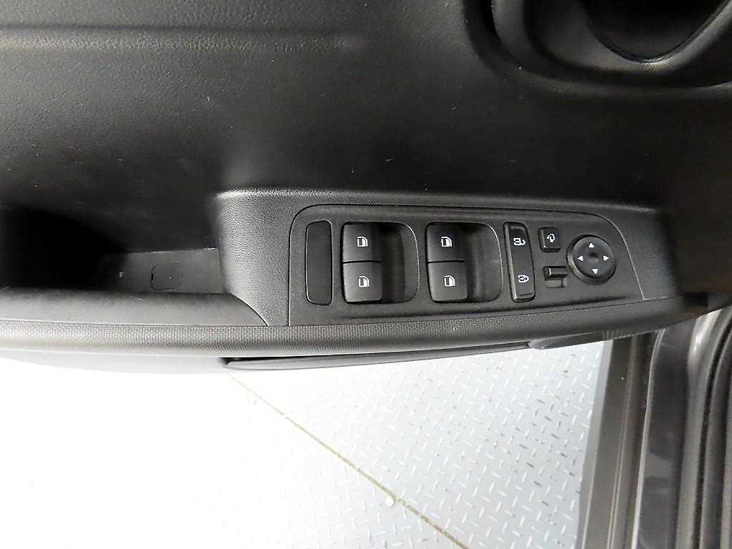 HYUNDAI Casper - Vista 11