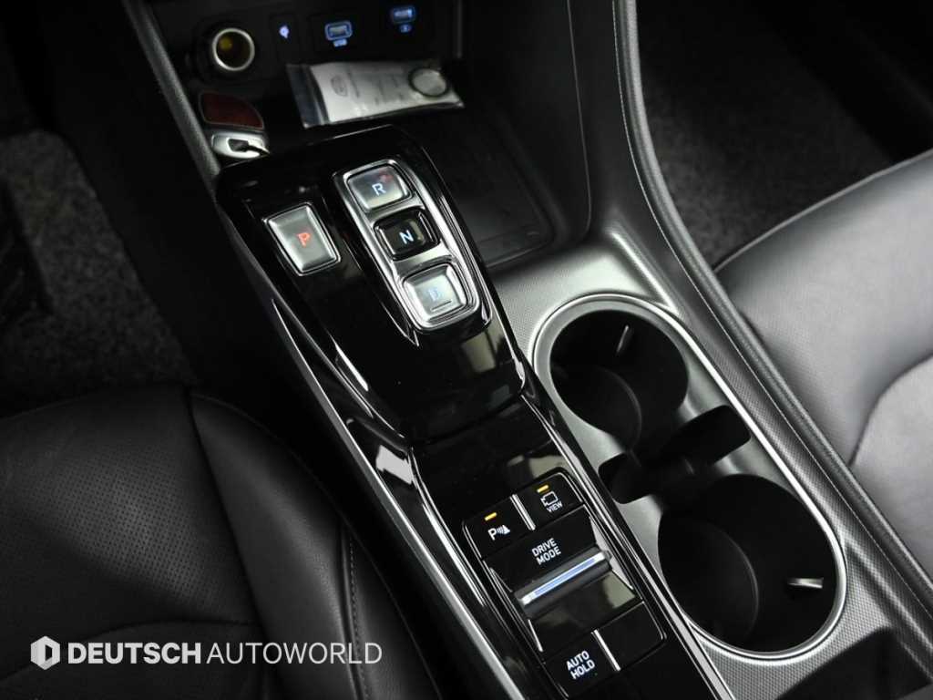 HYUNDAI Sonata - Vista 9