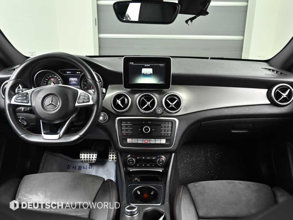 Mercedes Benz CLA Class - Vista 7