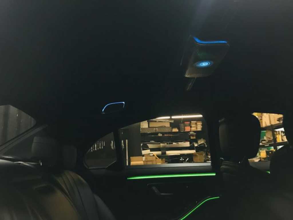 Mercedes Benz S Class - Vista 5