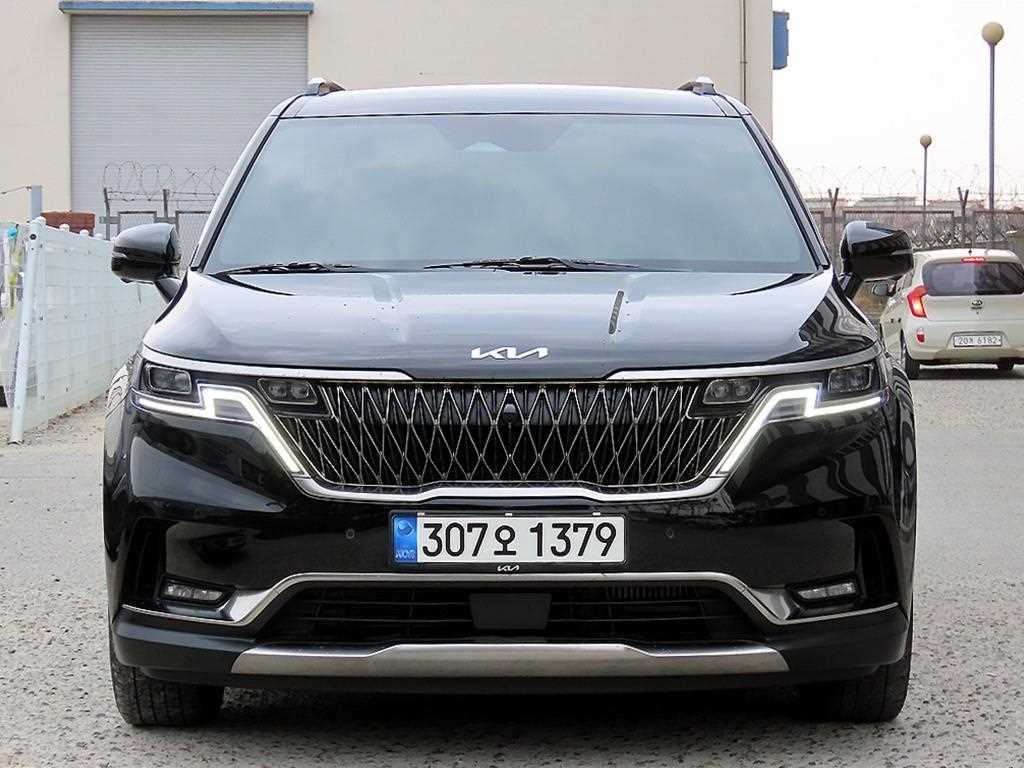 KIA Carnival 2023 Negro - Importación desde Corea - HF Imports Iquique - Foto 1