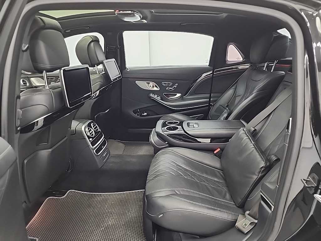 Mercedes Benz S Class - Vista 12