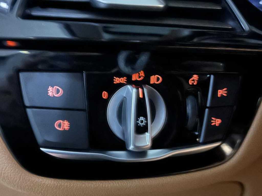 BMW 5 Series 2020 - Importación desde Corea - HF Imports Iquique - Foto 14