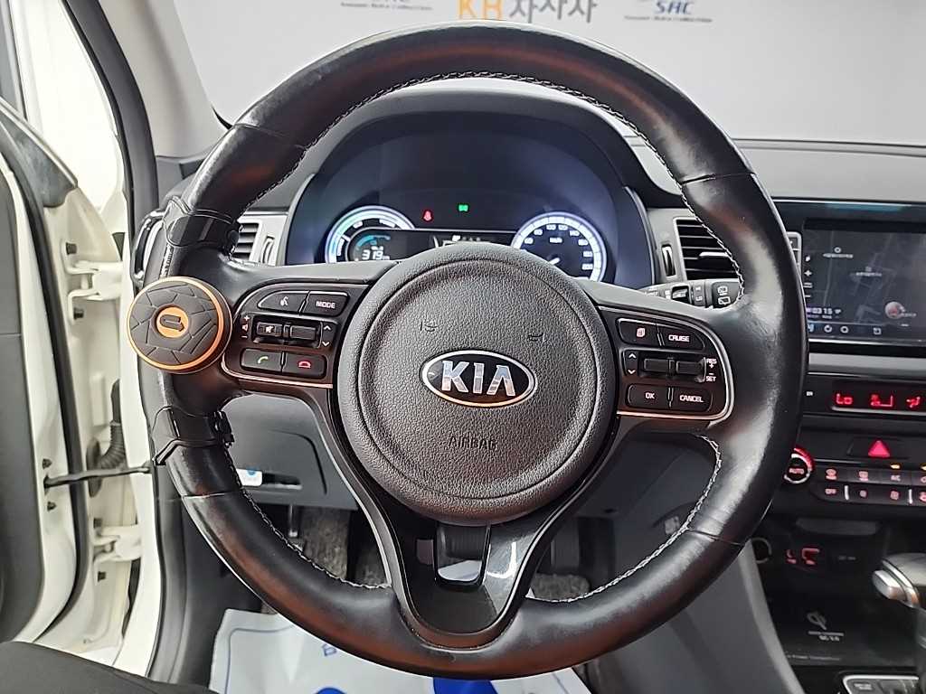 KIA Niro - Vista 9