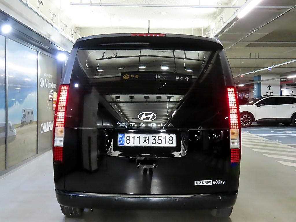 HYUNDAI Staria - Vista 5