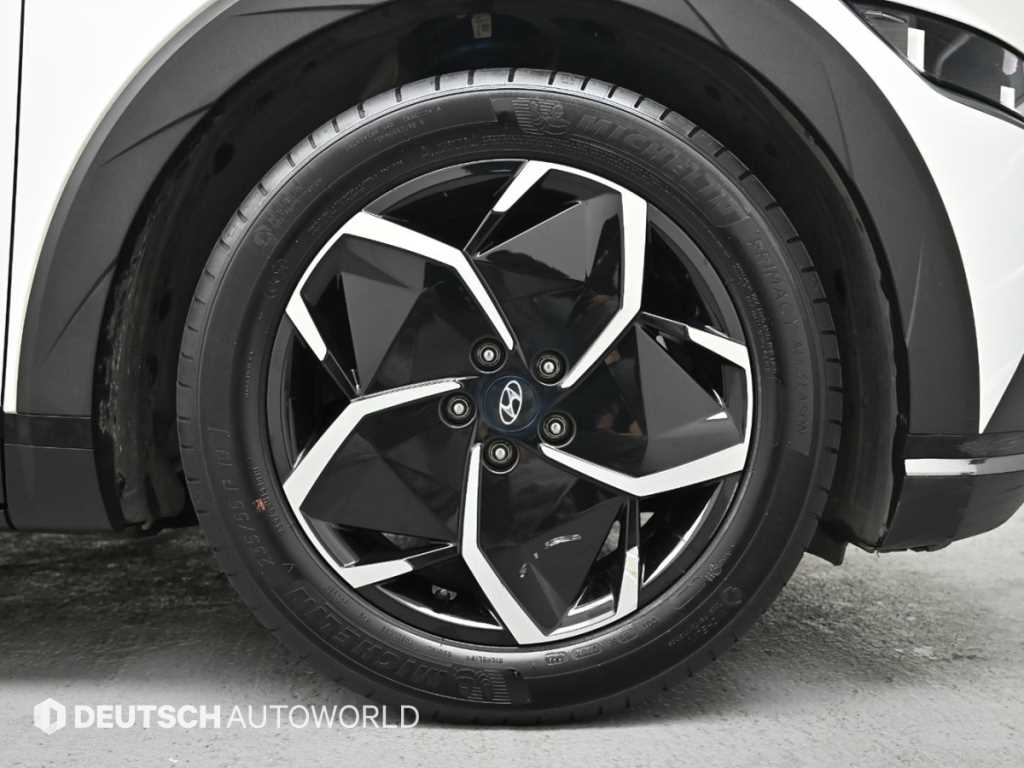 HYUNDAI Ioniq 5 - Vista 5