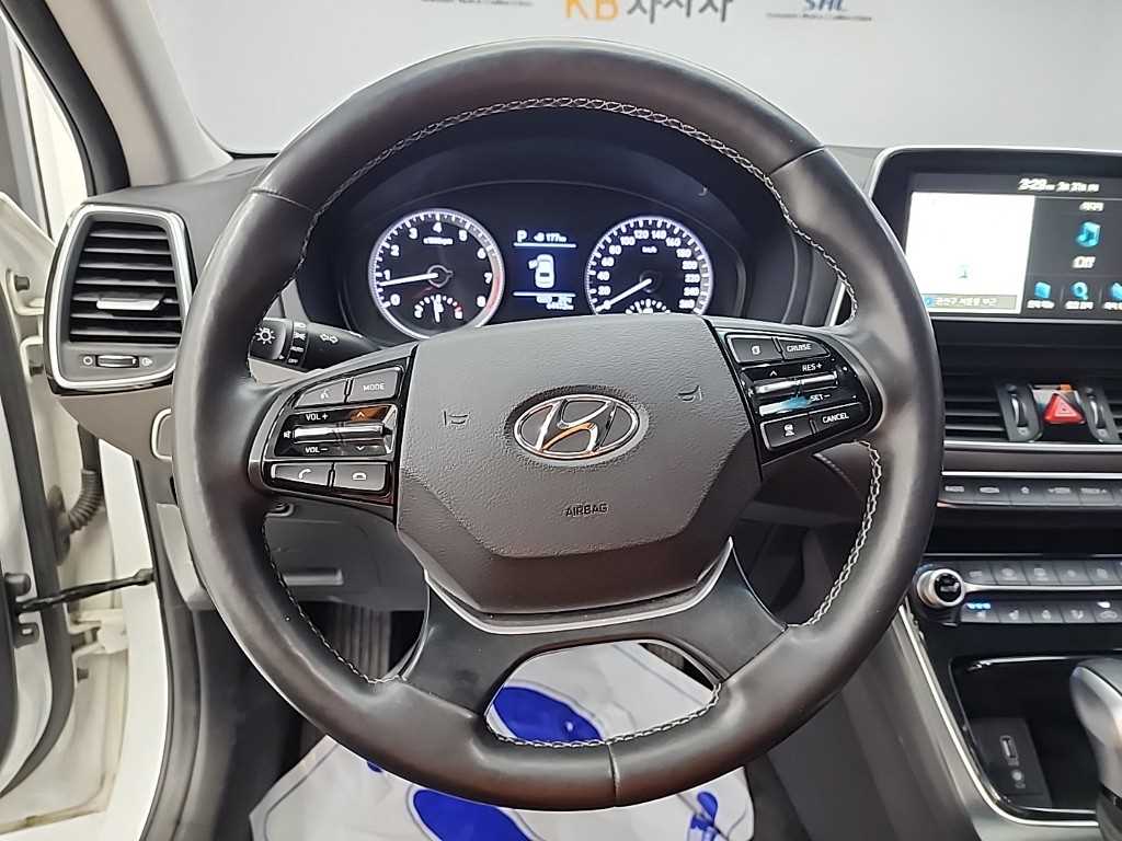 HYUNDAI Grandeur - Vista 9