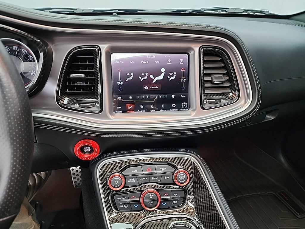 DODGE Challenger - Vista 10