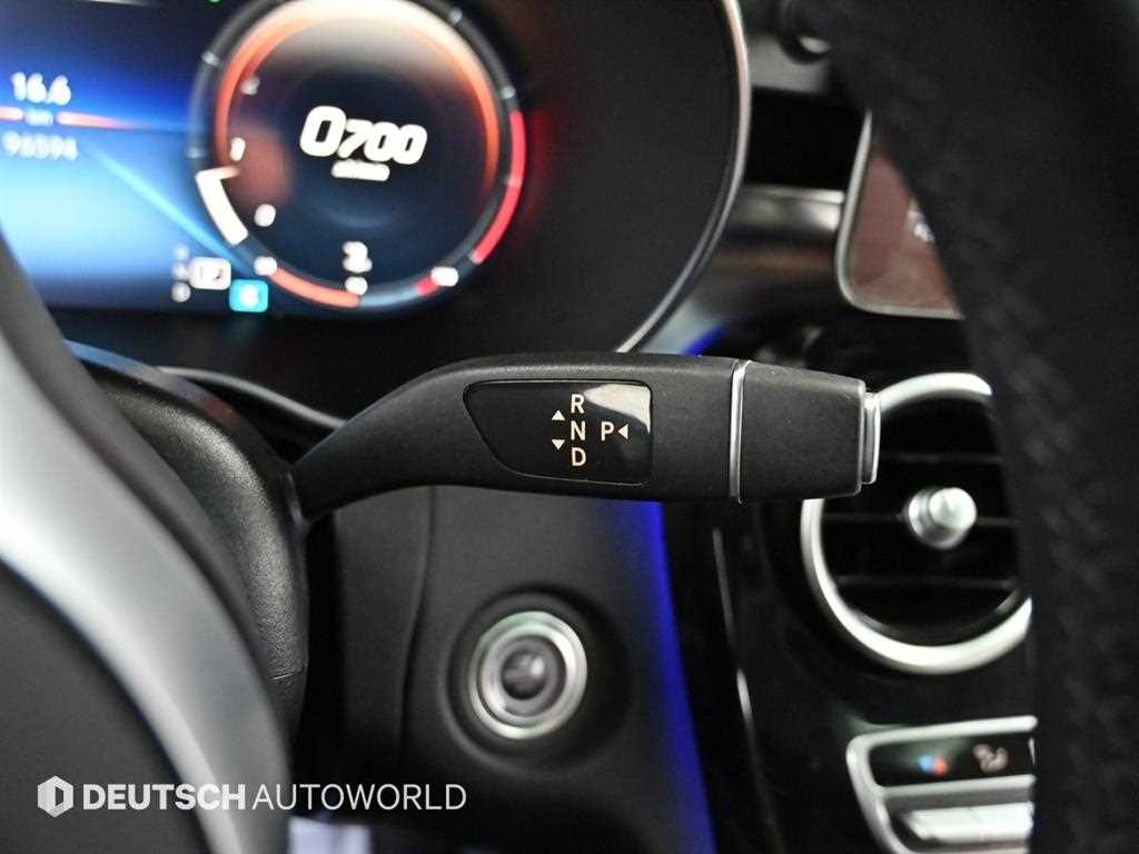 Mercedes Benz C Class - Vista 9