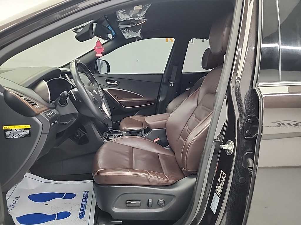 HYUNDAI Maxcruz - Vista 11