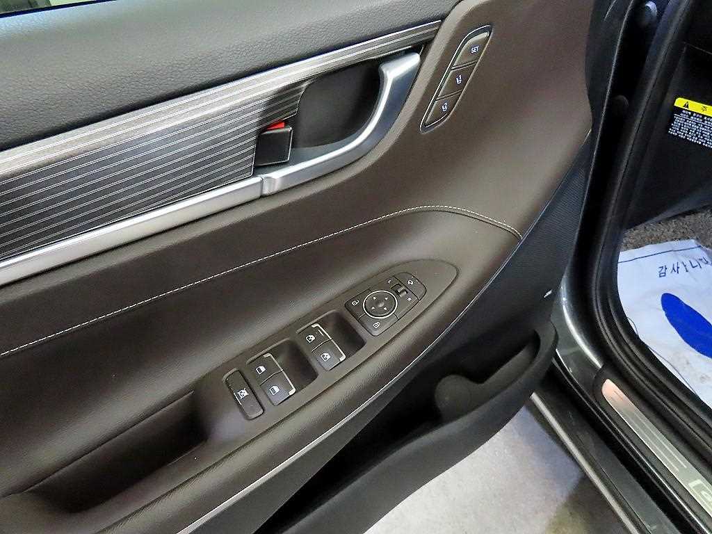 HYUNDAI Grandeur 2019 Gris - Importación desde Corea - HF Imports Iquique - Foto 13