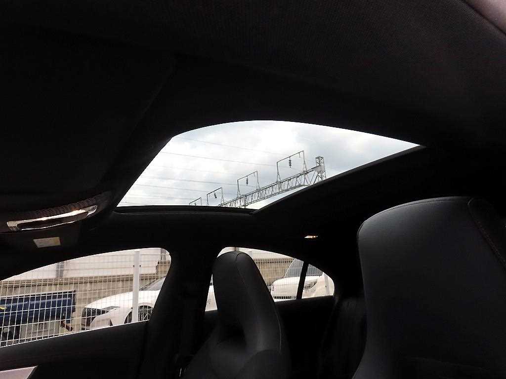 Mercedes Benz CLA Class 2021 Negro - Importación desde Corea - HF Imports Iquique - Foto 18