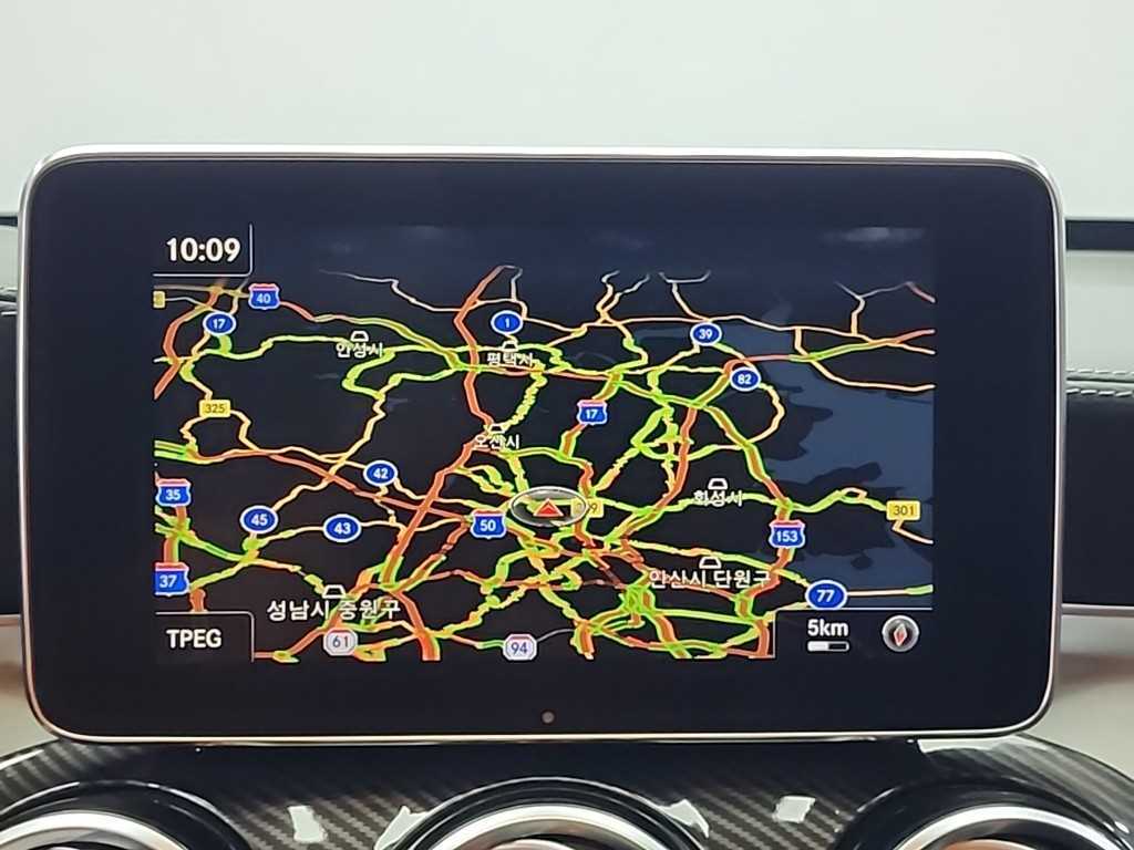 Mercedes Benz GLC Class 2019 Blanco - Importación desde Corea - HF Imports Iquique - Foto 16