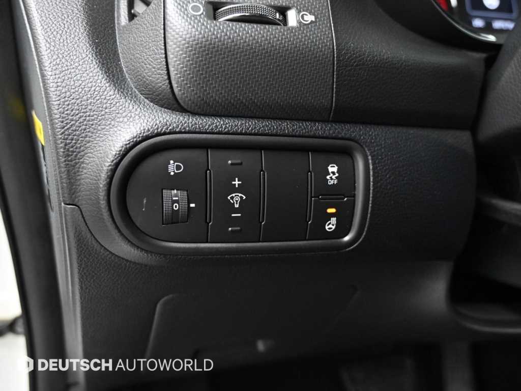 KIA K3 2018 Blanco - Importación desde Corea - HF Imports Iquique - Foto 16