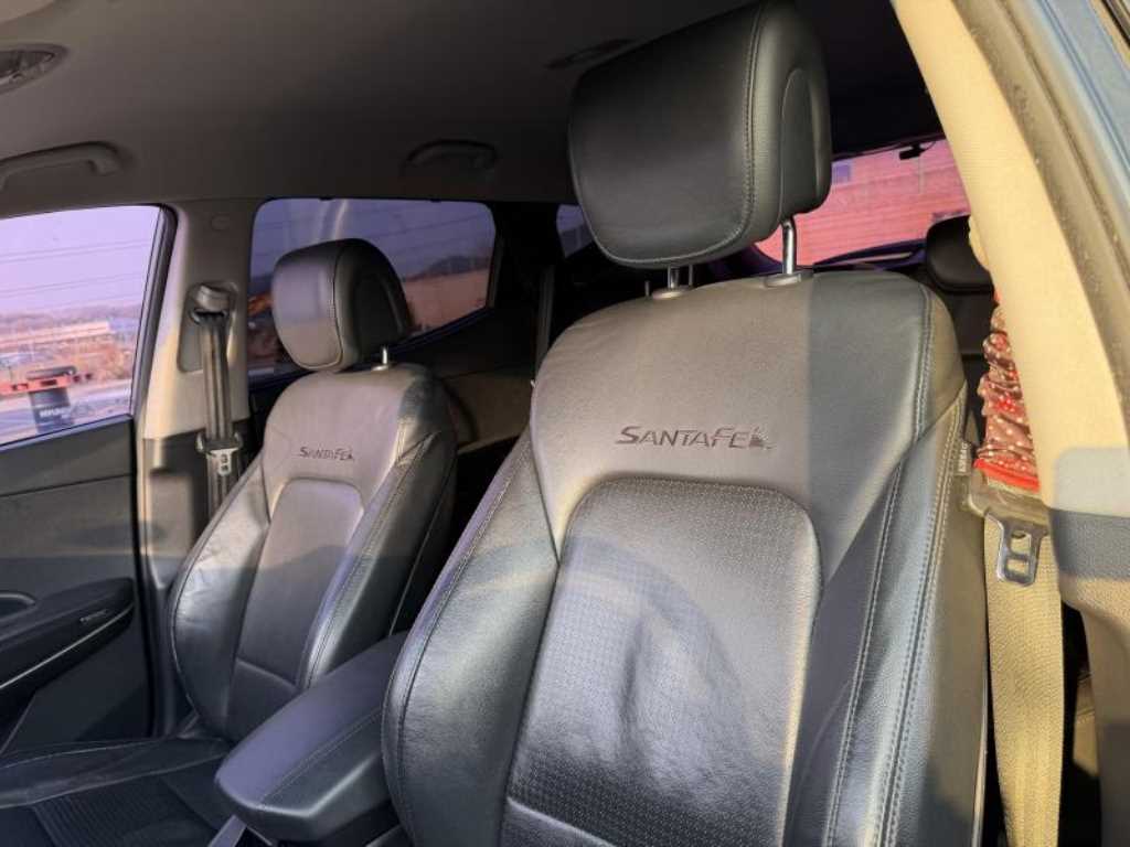 HYUNDAI Santa Fe - Vista 10
