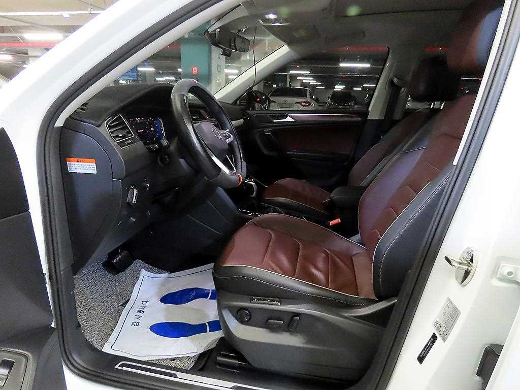 Volkswagen Tiguan - Vista 6