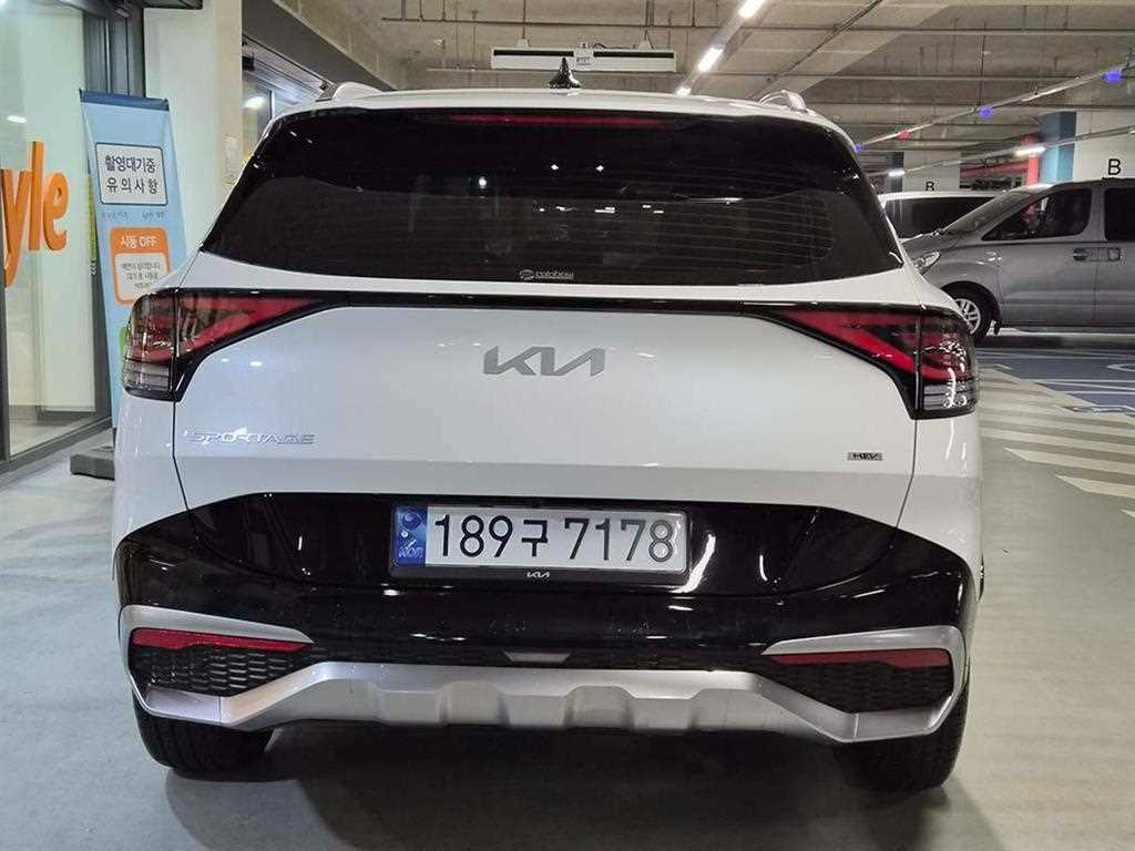 KIA Sportage - Vista 5