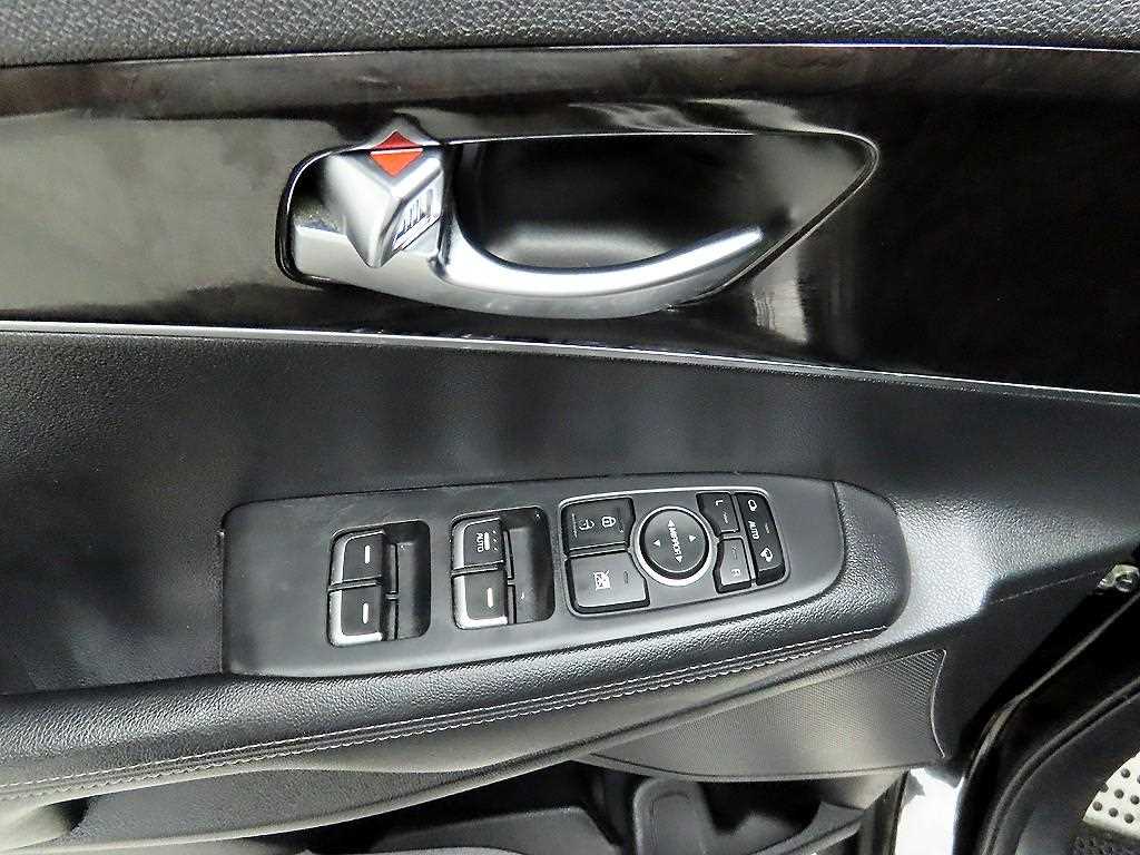 KIA Sorento - Vista 10