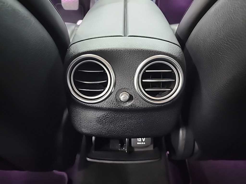 Mercedes Benz E class - Vista 5