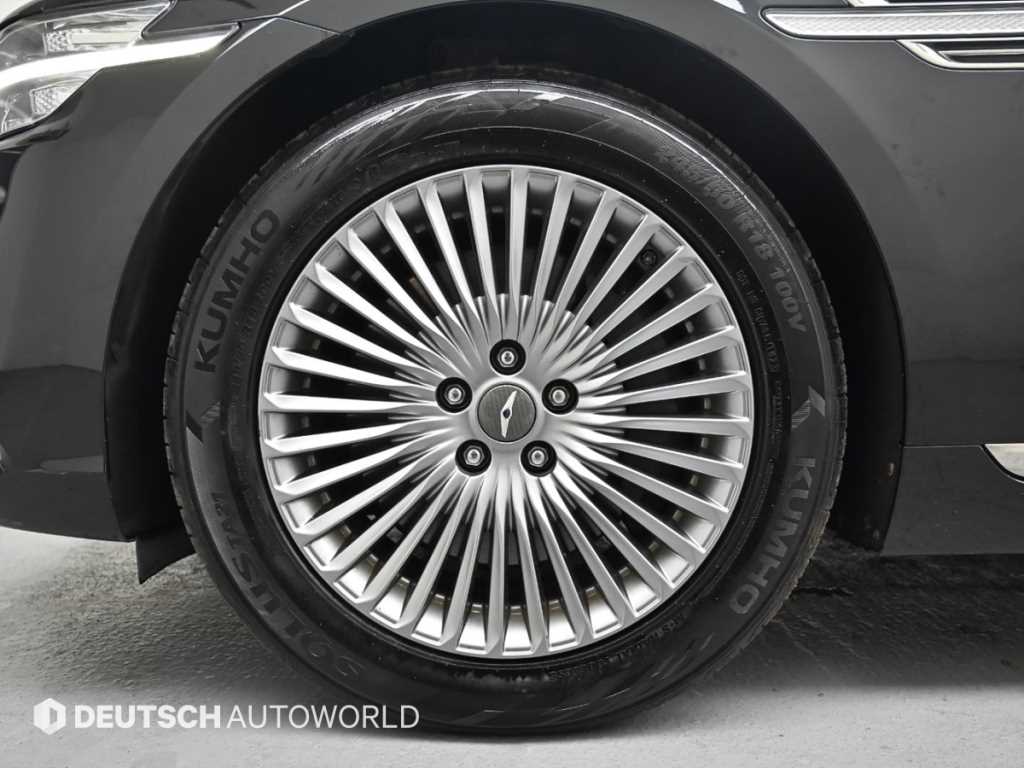 Genesis G90 - Vista 5