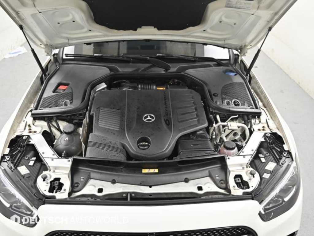 Mercedes Benz E class - Vista 6