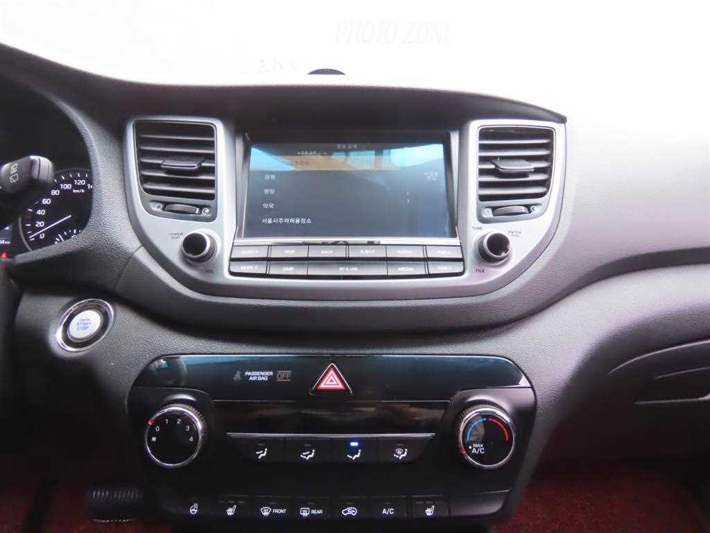 HYUNDAI Tucson 2017 Gris - Importación desde Corea - HF Imports Iquique - Foto 13