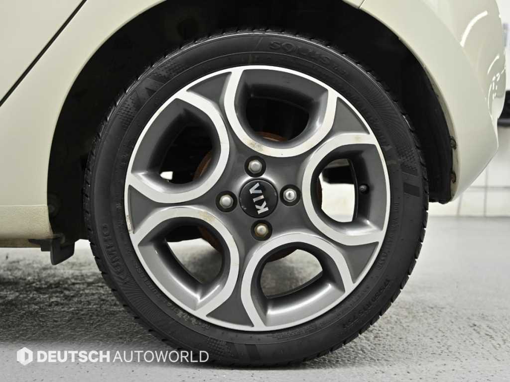 KIA Morning - Vista 5