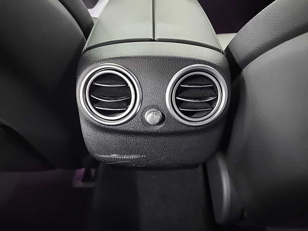 Mercedes Benz C Class 2021 Blanco - Importación desde Corea - HF Imports Iquique - Foto 13