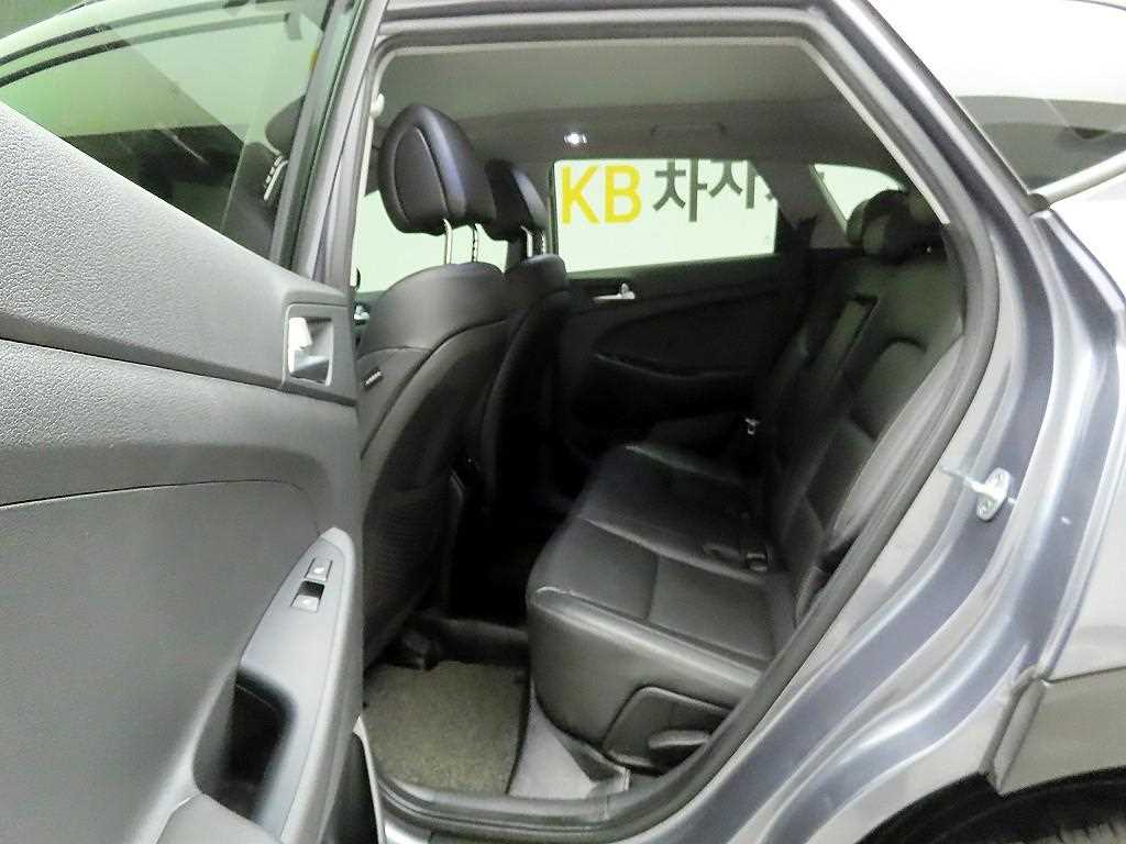 HYUNDAI Tucson 2018 Gris - Importación desde Corea - HF Imports Iquique - Foto 14
