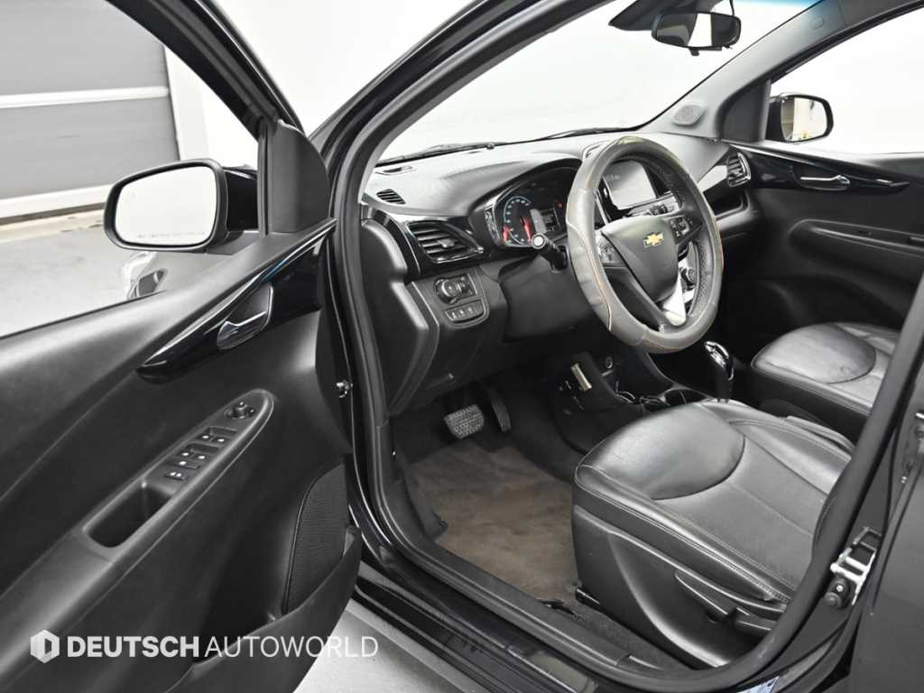 Chevrolet Spark - Vista 11