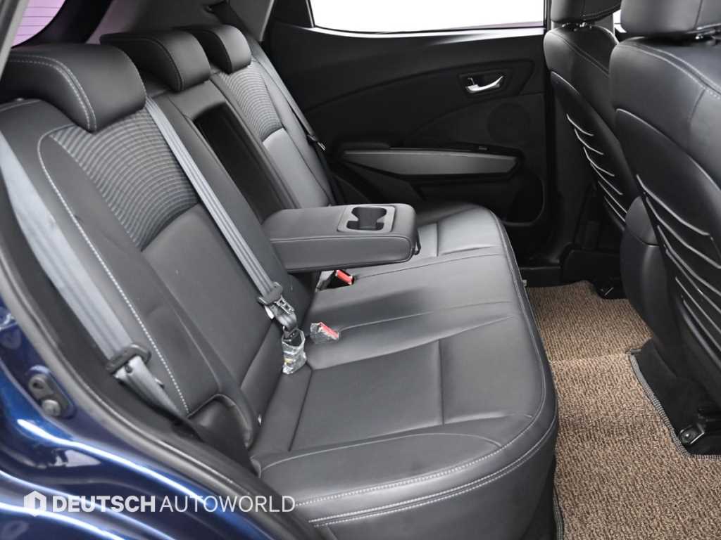 Ssangyong Tivoli - Vista 12