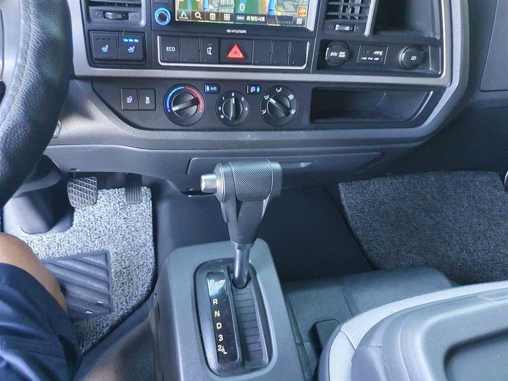 medium and large cargo truck 2025 Blanco - Importación desde Corea - HF Imports Iquique - Foto 15