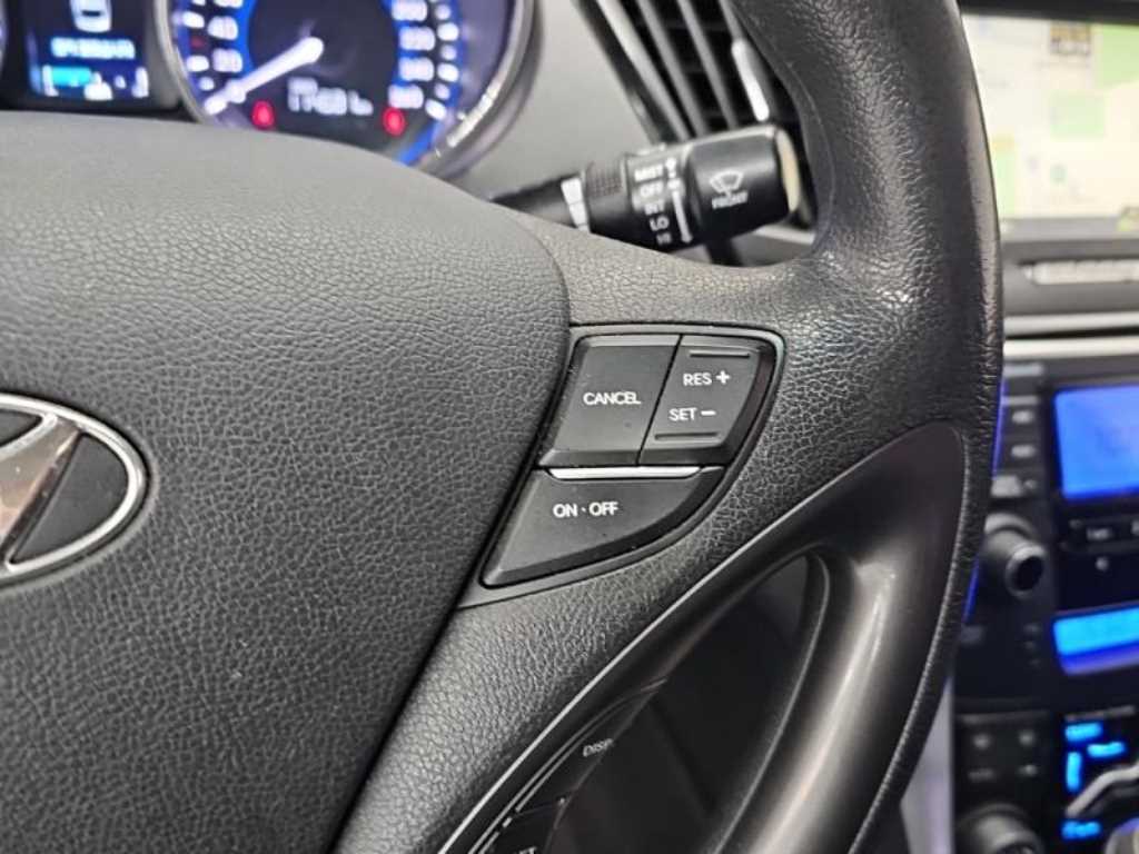 HYUNDAI Sonata - Vista 8