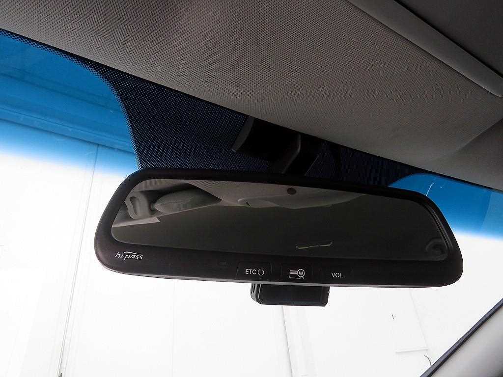 HYUNDAI Sonata - Vista 11