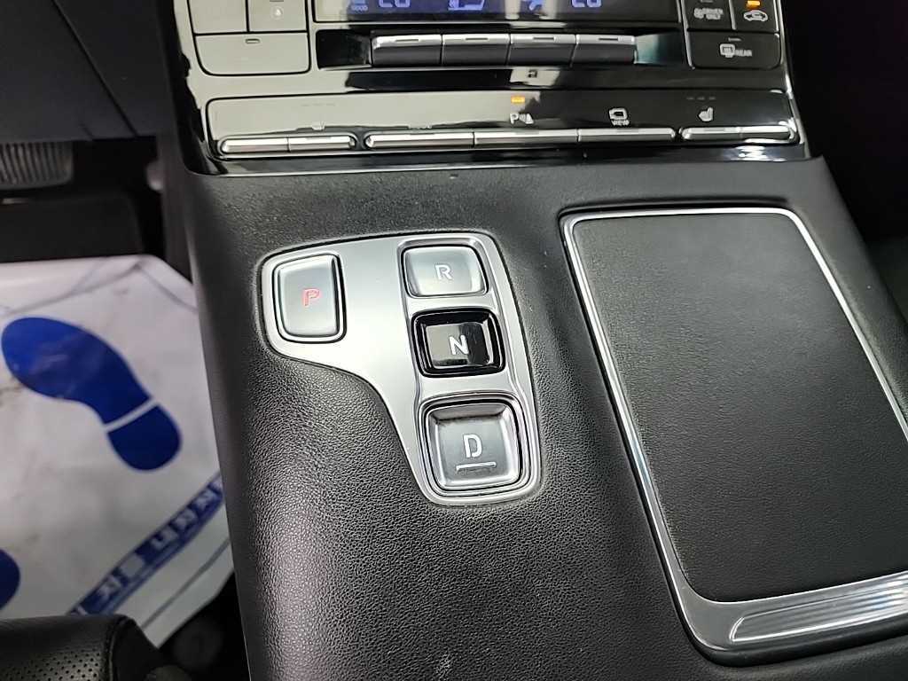 HYUNDAI Grandeur - Vista 8