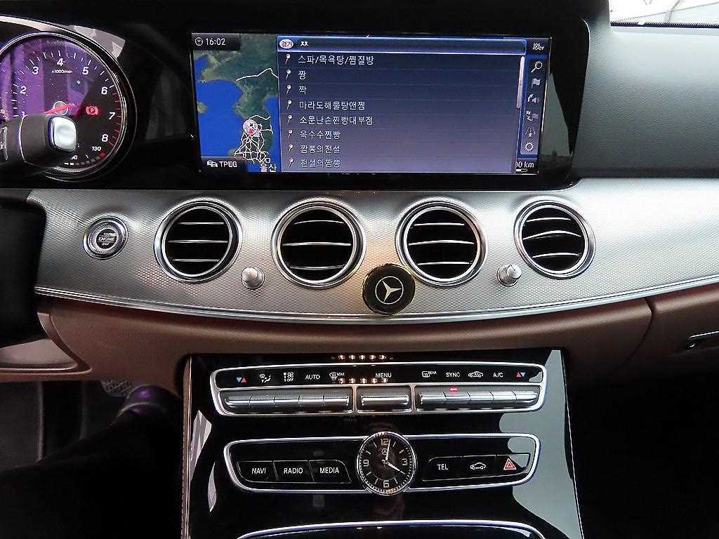 Mercedes Benz E class 2019 Negro - Importación desde Corea - HF Imports Iquique - Foto 13