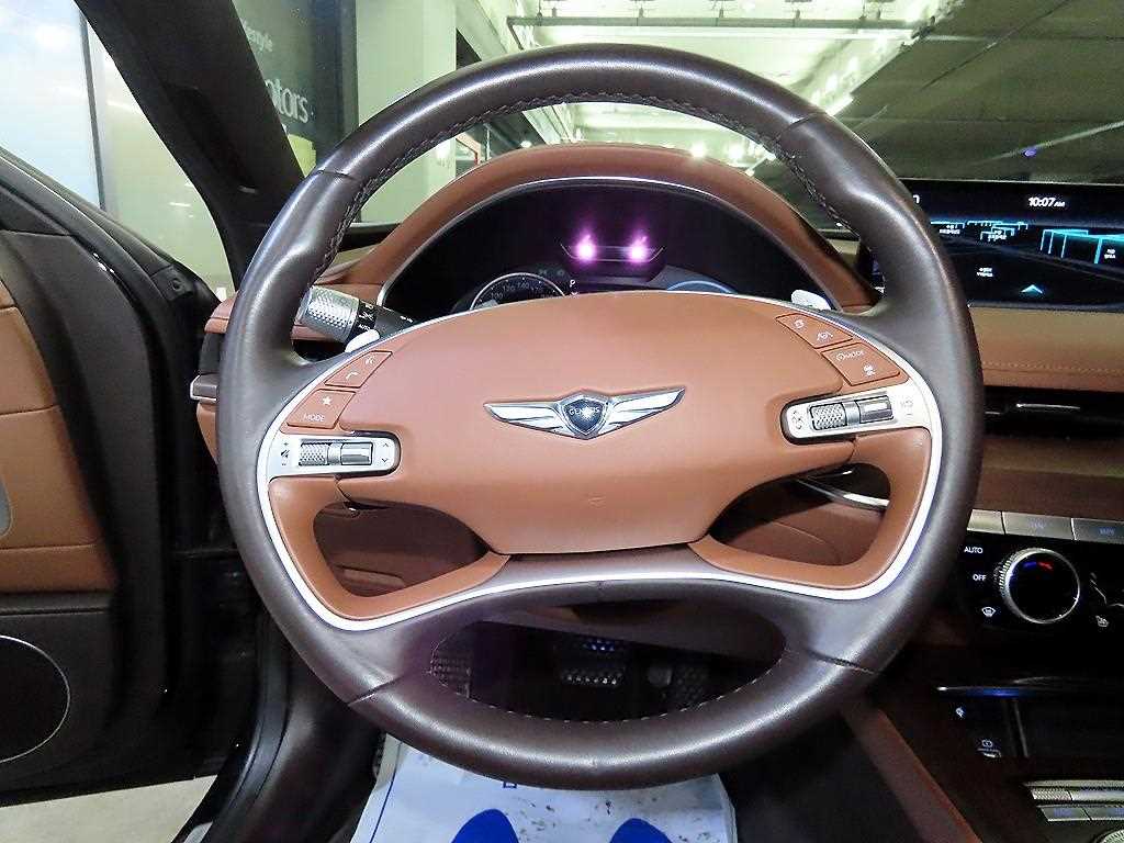 Genesis G80 - Vista 8