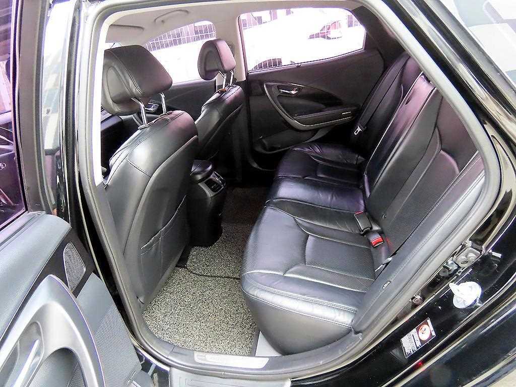 HYUNDAI Grandeur - Vista 6