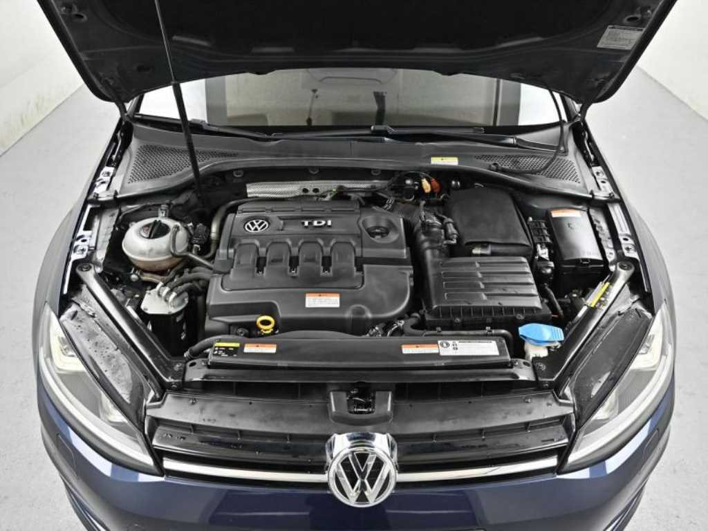 Volkswagen Golf - Vista 6