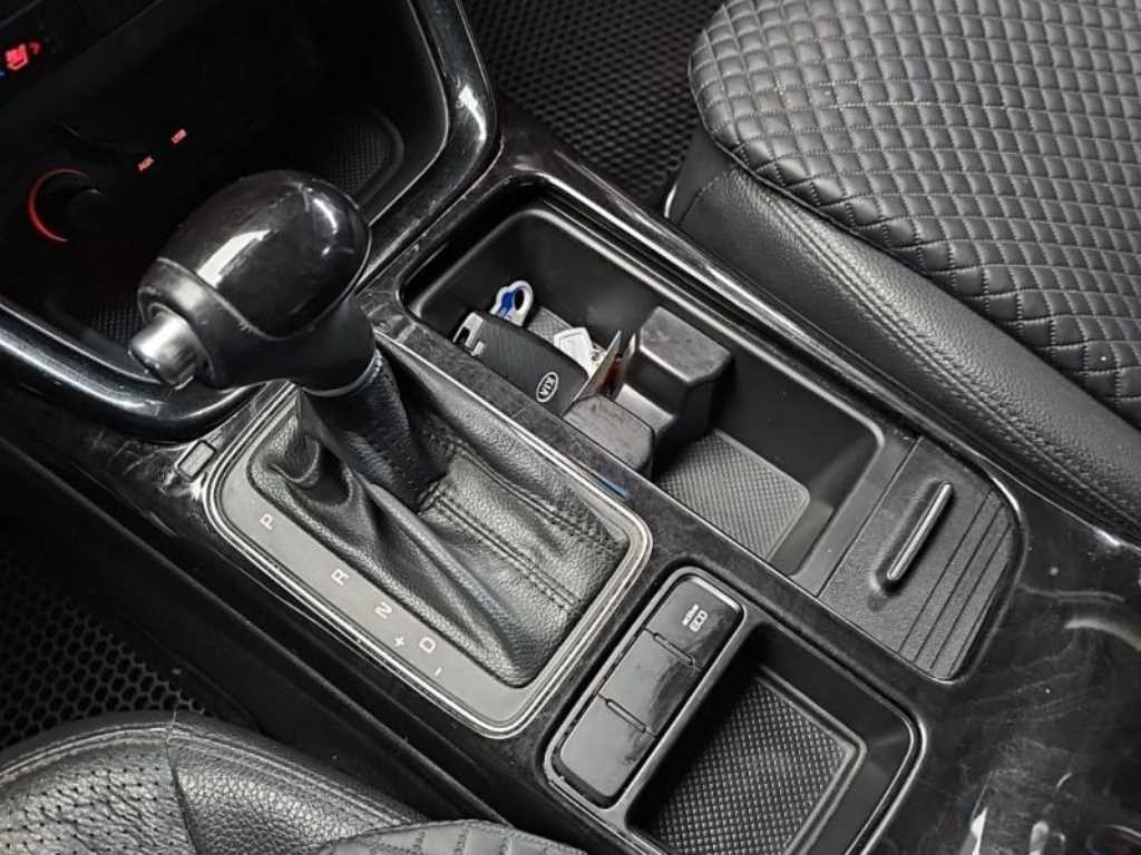 KIA Sorento - Vista 12