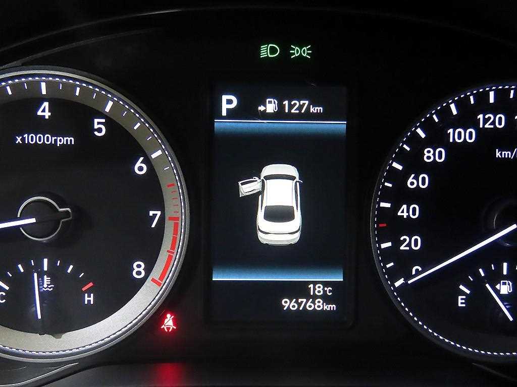 HYUNDAI Grandeur - Vista 9