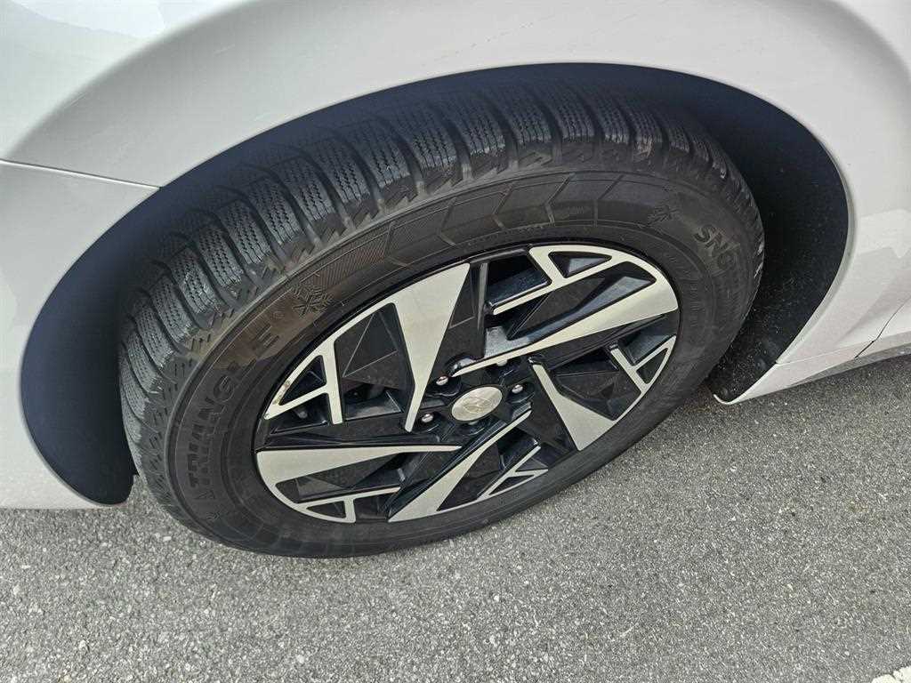 HYUNDAI Grandeur - Vista 5