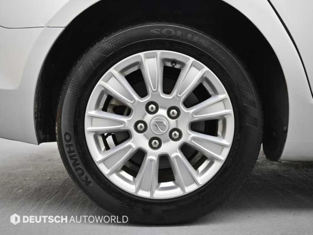 DAEWOO Alpheon - Vista 5