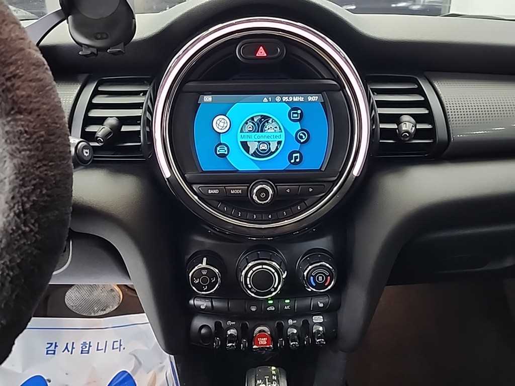 Mini Cooper - Vista 10