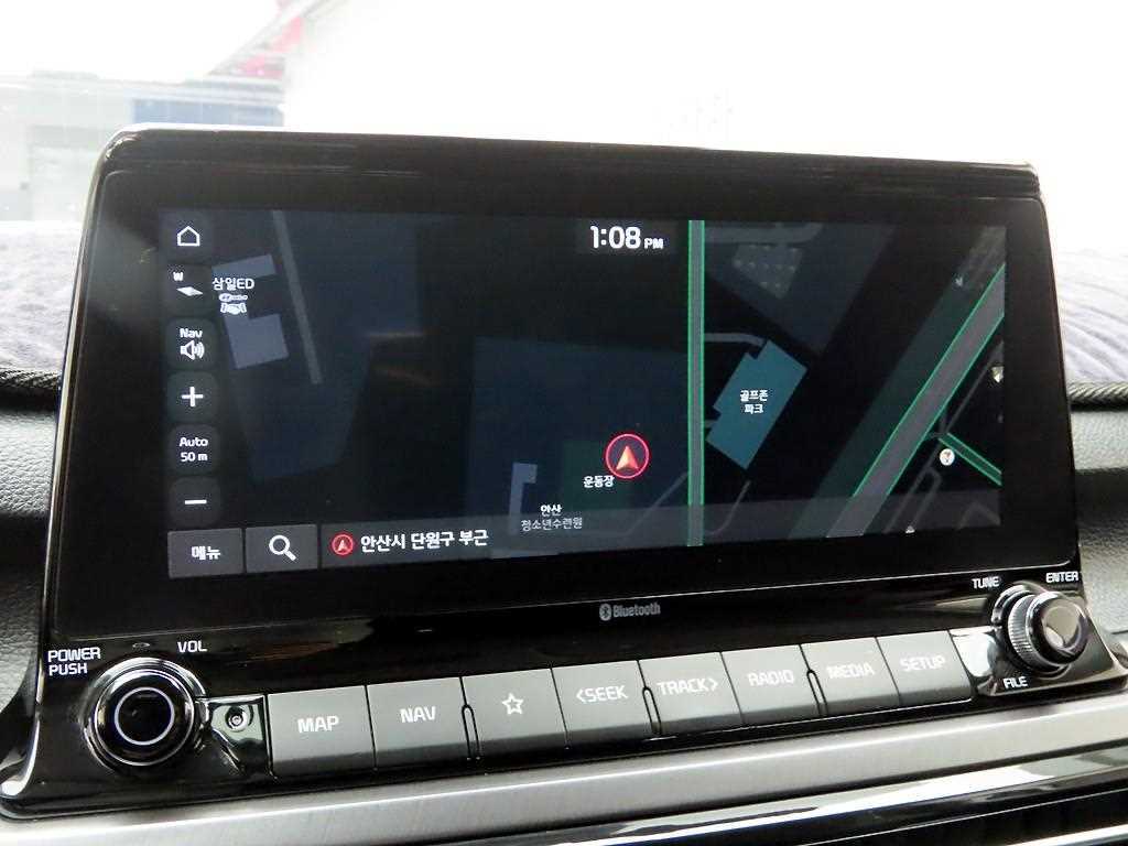 KIA Seltos - Vista 8