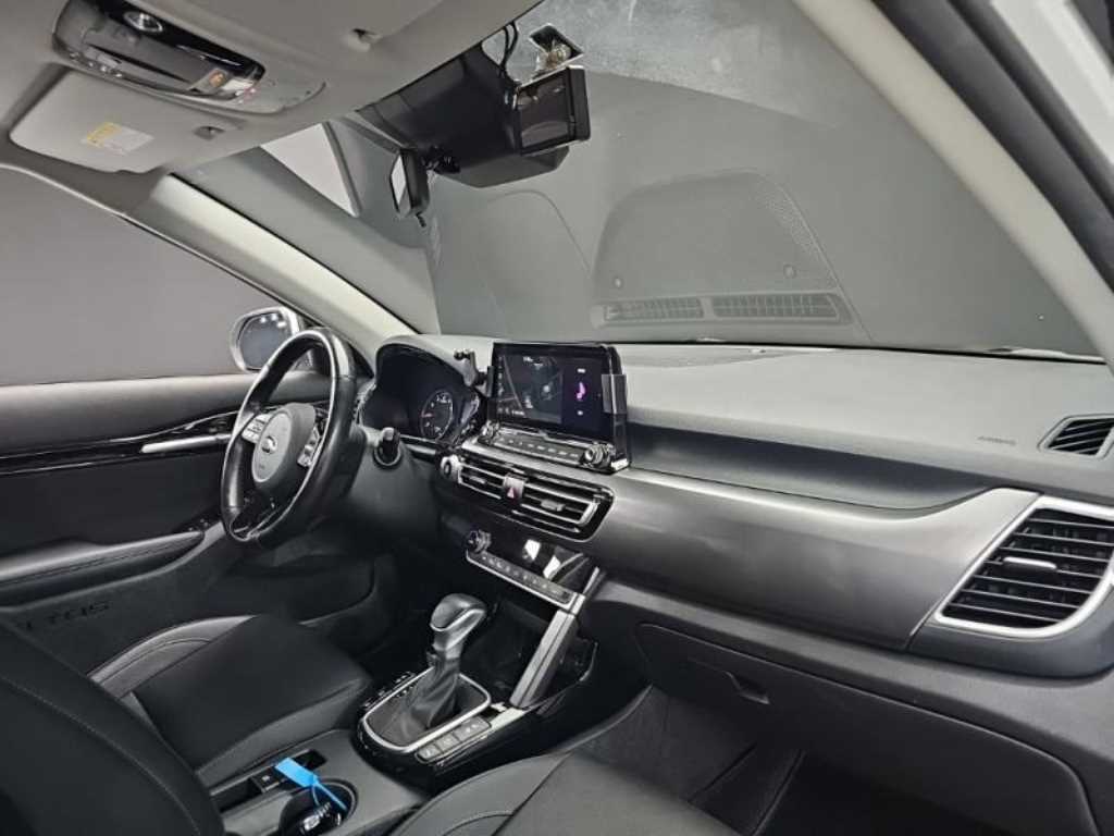 KIA Seltos 2020 Blanco - Importación desde Corea - HF Imports Iquique - Foto 18