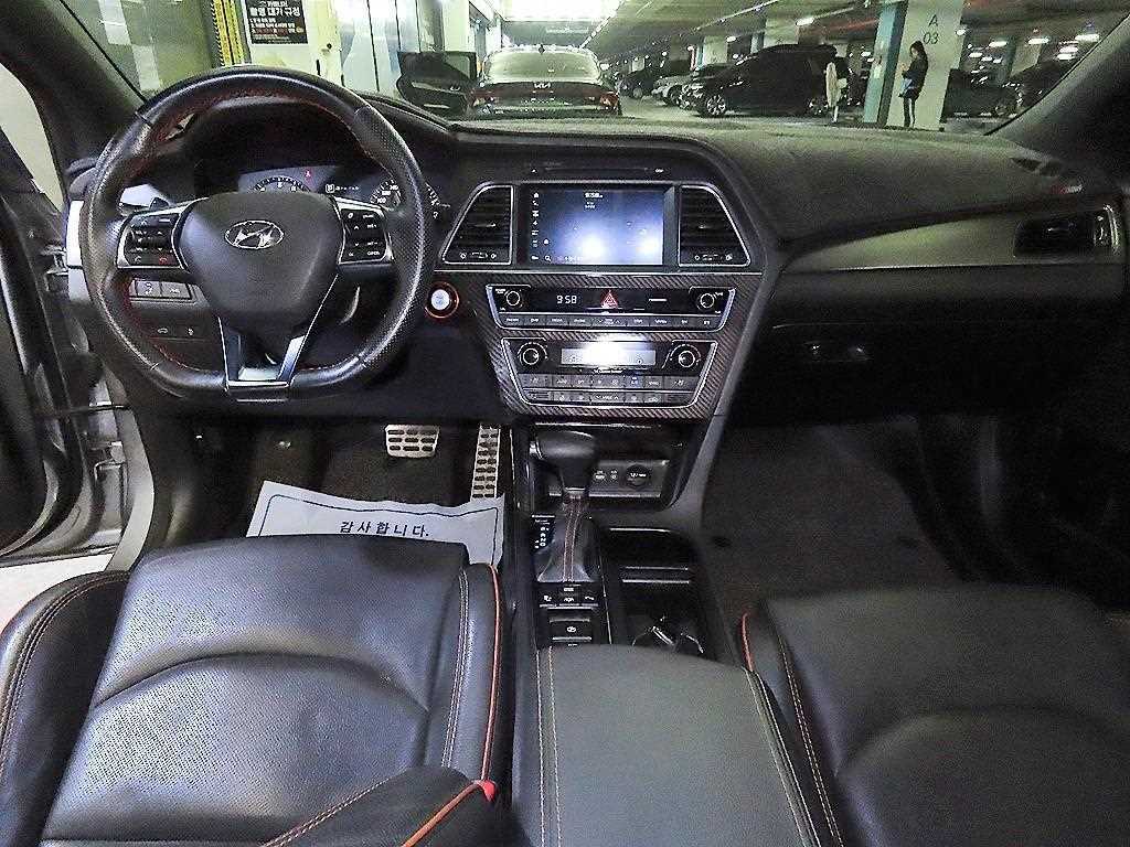 HYUNDAI Sonata - Vista 10