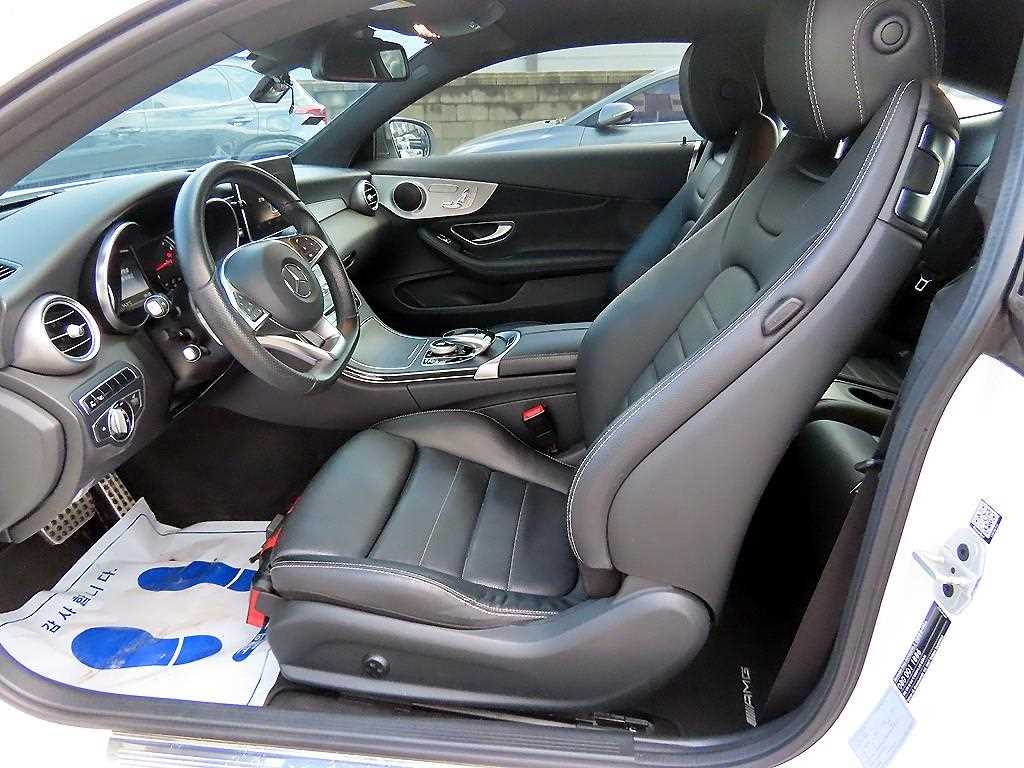 Mercedes Benz C Class - Vista 5